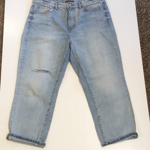 Banana Republic Denim - ❗️FLASH SALE❗️Banana Republic Mom Jeans